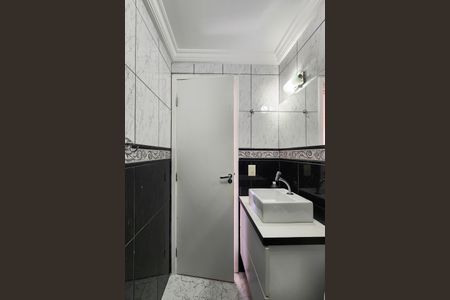Apartamento à venda com 84m², 3 quartos e 2 vagasBanheiro Social 