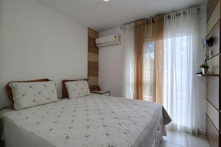 Casa de condomínio à venda com 145m², 3 quartos e 2 vagasQuarto 1 - Suíte