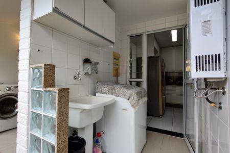 Casa de condomínio à venda com 145m², 3 quartos e 2 vagasÁrea de Serviço