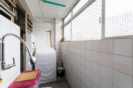 Apartamento à venda com 82m², 2 quartos e 1 vagaÁrea de Serviço