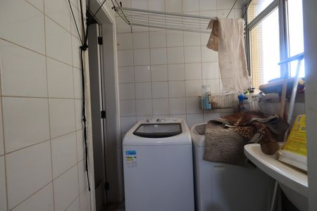 Apartamento para alugar com 98m², 3 quartos e 1 vagaÁrea de Serviço