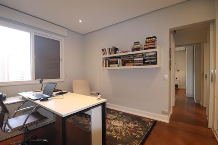 Apartamento à venda com 260m², 3 quartos e 4 vagasQuarto 3