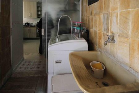 Casa à venda com 85m², 2 quartos e 2 vagas Casa à venda com 85m², 2 quartos e 2 vagasÁrea de Serviço