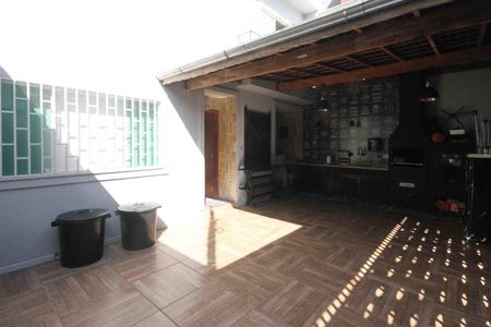 Casa à venda com 85m², 2 quartos e 2 vagas Casa à venda com 85m², 2 quartos e 2 vagasGaragem