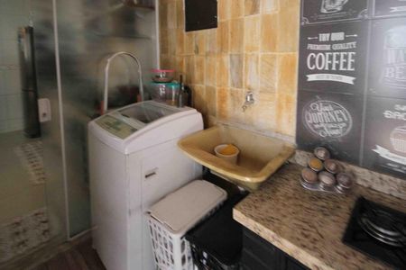 Casa à venda com 85m², 2 quartos e 2 vagas Casa à venda com 85m², 2 quartos e 2 vagasÁrea de Serviço