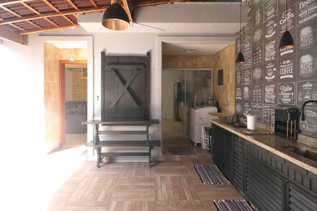 Casa à venda com 85m², 2 quartos e 2 vagas Casa à venda com 85m², 2 quartos e 2 vagasEspaço Gourmet