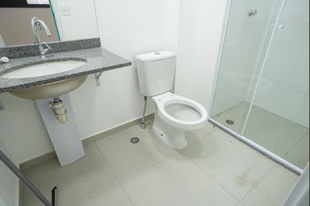 Apartamento para alugar com 33m², 1 quarto e sem vagaBanheiro da Suíte