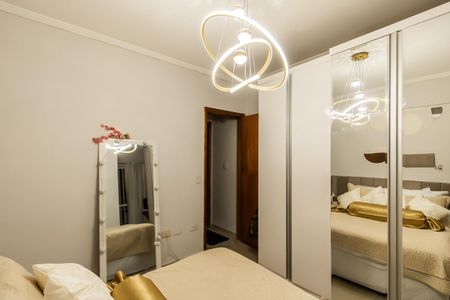 Casa à venda com 290m², 2 quartos e 4 vagas Casa à venda com 290m², 2 quartos e 4 vagasSuíte 1