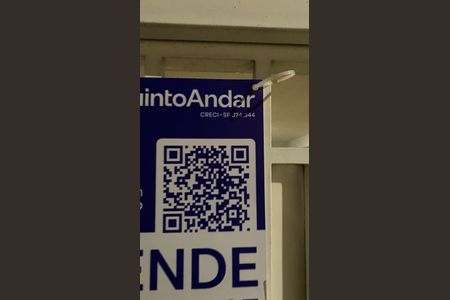 Casa à venda com 290m², 2 quartos e 4 vagas Casa à venda com 290m², 2 quartos e 4 vagasPlaca