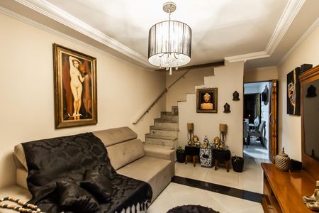 Casa à venda com 290m², 2 quartos e 4 vagas Casa à venda com 290m², 2 quartos e 4 vagasSala