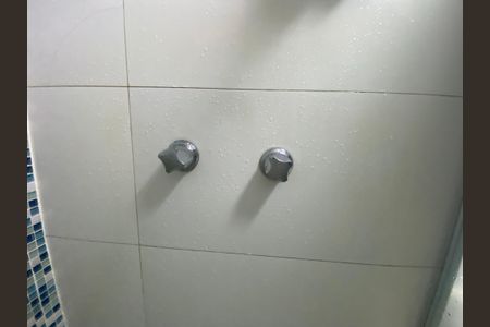 Casa à venda com 75m², 2 quartos e 1 vaga Casa à venda com 75m², 2 quartos e 1 vagaBanheiro Social 2