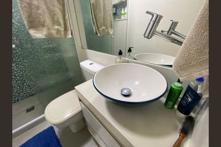 Casa à venda com 75m², 2 quartos e 1 vaga Casa à venda com 75m², 2 quartos e 1 vagaBanheiro Social 2