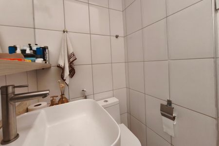 Casa de condomínio à venda com 94m², 2 quartos e 1 vagaBanheiro