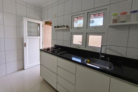 Casa de condomínio à venda com 94m², 2 quartos e 1 vagaCozinha