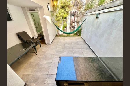 Casa à venda com 198m², 3 quartos e 3 vagas Casa à venda com 198m², 3 quartos e 3 vagasEspaço Gourmet