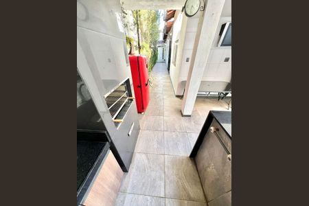 Casa à venda com 198m², 3 quartos e 3 vagas Casa à venda com 198m², 3 quartos e 3 vagasEspaço Gourmet