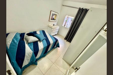 Casa à venda com 198m², 3 quartos e 3 vagas Casa à venda com 198m², 3 quartos e 3 vagasQuarto 2