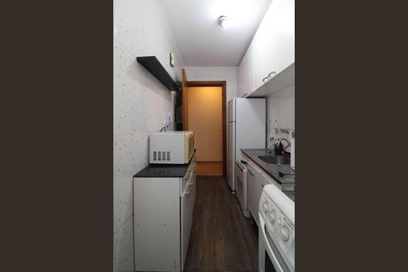 Apartamento à venda com 42m², 1 quarto e 1 vaga Apartamento à venda com 42m², 1 quarto e 1 vagaCozinha