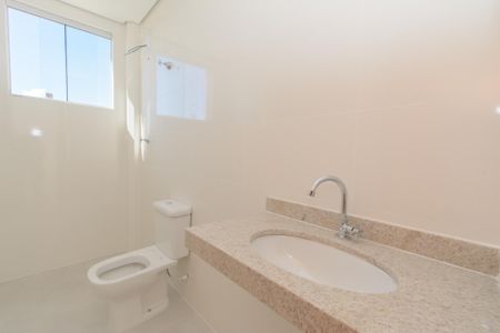 Apartamento à venda com 130m², 3 quartos e 2 vagas Apartamento à venda com 130m², 3 quartos e 2 vagasBanheiro da Suíte
