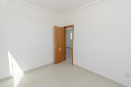 Apartamento à venda com 130m², 3 quartos e 2 vagas Apartamento à venda com 130m², 3 quartos e 2 vagasQuarto