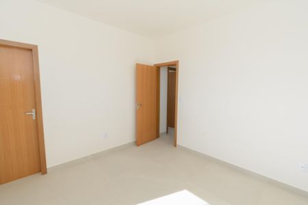 Apartamento à venda com 130m², 3 quartos e 2 vagas Apartamento à venda com 130m², 3 quartos e 2 vagasSuíte