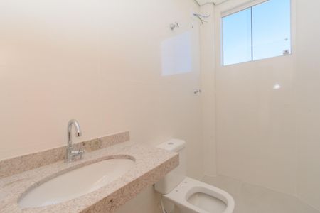 Apartamento à venda com 130m², 3 quartos e 2 vagas Apartamento à venda com 130m², 3 quartos e 2 vagasBanheiro Social