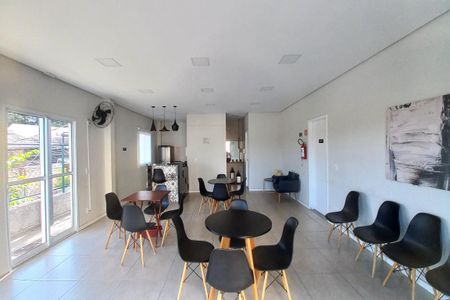 Apartamento para alugar com 49m², 2 quartos e 1 vagaÁrea comum - Salão de festas