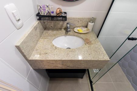 Casa de condomínio para alugar com 80m², 2 quartos e 1 vaga Casa de condomínio para alugar com 80m², 2 quartos e 1 vagaBanheiro Social