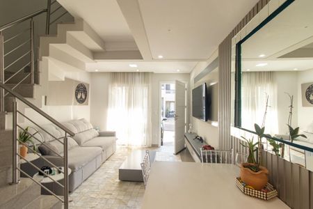 Casa de condomínio para alugar com 80m², 2 quartos e 1 vaga Casa de condomínio para alugar com 80m², 2 quartos e 1 vagaSala