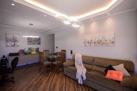 Apartamento à venda com 82m², 3 quartos e 2 vagasSala