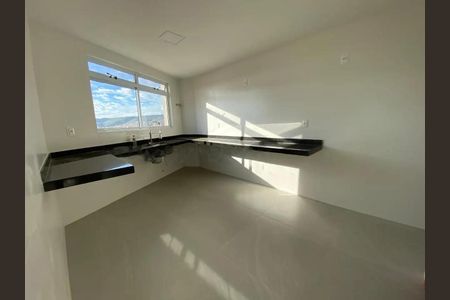 Apartamento à venda com 140m², 4 quartos e 2 vagasCozinha
