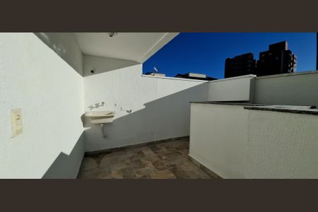 Apartamento à venda com 77m², 2 quartos e 1 vaga Apartamento à venda com 77m², 2 quartos e 1 vagaÁrea de Serviço