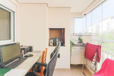 Apartamento à venda com 85m², 3 quartos e 2 vagasVaranda / Lavanderia