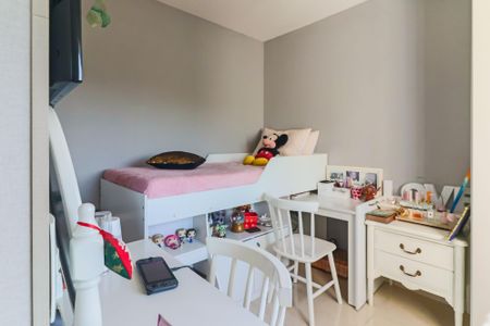Apartamento à venda com 85m², 3 quartos e 2 vagasQuarto 2