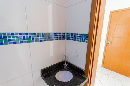 Casa para alugar com 96m², 2 quartos e 1 vaga Casa para alugar com 96m², 2 quartos e 1 vagaBanheiro