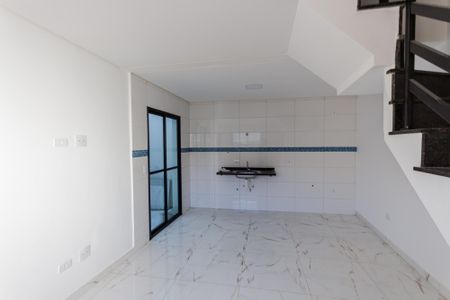 Casa para alugar com 96m², 2 quartos e 1 vaga Casa para alugar com 96m², 2 quartos e 1 vagaSala/Cozinha