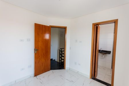 Casa para alugar com 96m², 2 quartos e 1 vaga Casa para alugar com 96m², 2 quartos e 1 vagaSuíte