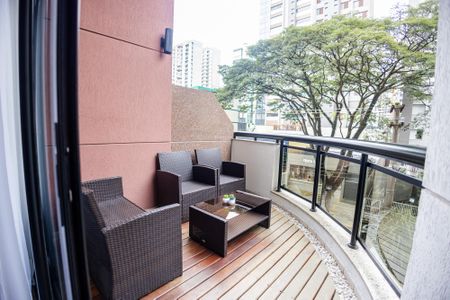 Apartamento à venda com 170m², 2 quartos e 3 vagasVaranda