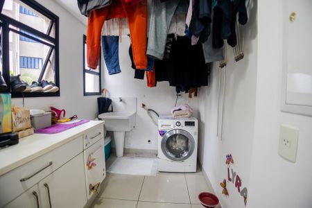 Apartamento à venda com 170m², 2 quartos e 3 vagasÁrea de Serviço