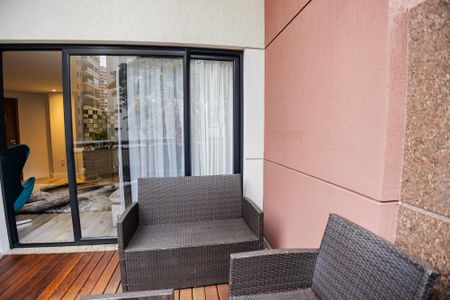 Apartamento à venda com 170m², 2 quartos e 3 vagasVaranda