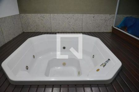 Apartamento à venda com 170m², 2 quartos e 3 vagas Area comum /Banheira