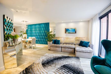 Apartamento à venda com 170m², 2 quartos e 3 vagasSala