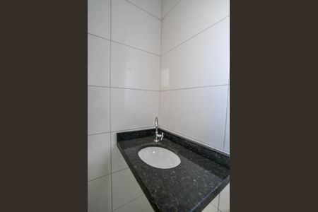 Casa à venda com 96m², 2 quartos e 1 vaga Casa à venda com 96m², 2 quartos e 1 vagaBanheiro da Suíte 1