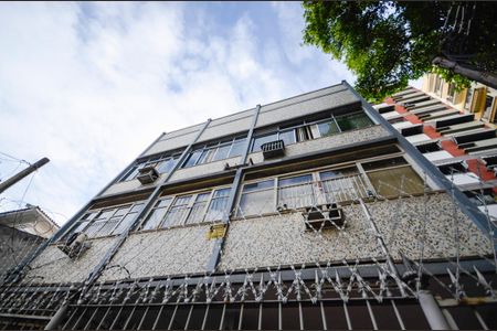 Apartamento à venda com 79m², 3 quartos e sem vagaFachada