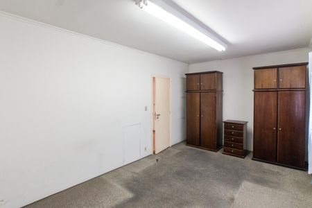 Casa à venda com 310m², 3 quartos e 4 vagasQuarto 2