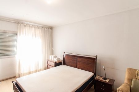 Casa à venda com 310m², 3 quartos e 4 vagasSuíte