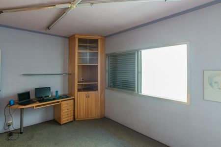 Casa à venda com 310m², 3 quartos e 4 vagasQuarto 1