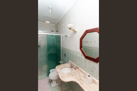 Casa à venda com 310m², 3 quartos e 4 vagasSalão Banheiro