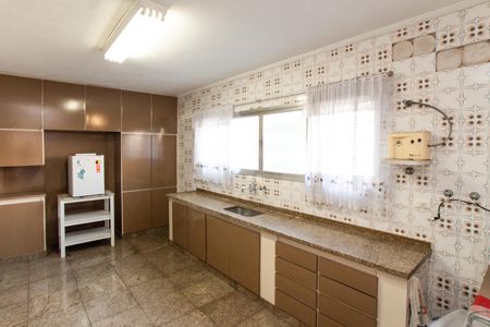 Casa à venda com 310m², 3 quartos e 4 vagasCozinha