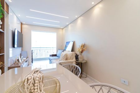 Apartamento à venda com 52m², 2 quartos e 1 vaga Apartamento à venda com 52m², 2 quartos e 1 vagaSala de Jantar